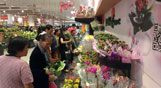 Khai trương gian hàng hoa tươi Dalat Hasfarm tại trung tâm mua sắm AEON